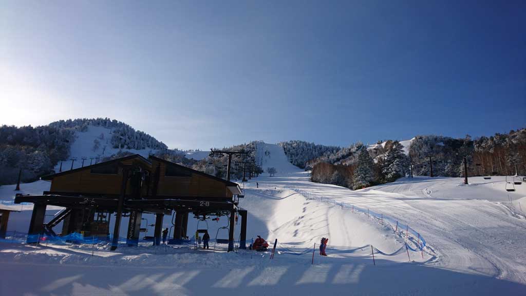12月の「志賀高原スキー場」キャンプ受付開始